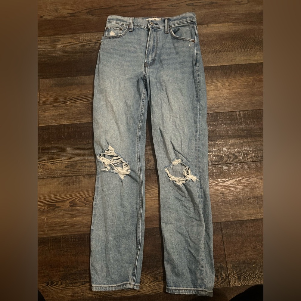 Abercrombie High Rise Mom Jeans